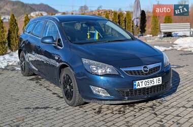 Універсал Opel Astra 2012 в Долині