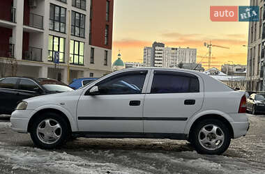 Хэтчбек Opel Astra 2001 в Львове