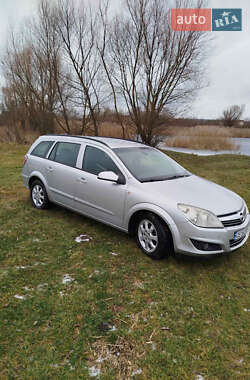 Универсал Opel Astra 2008 в 