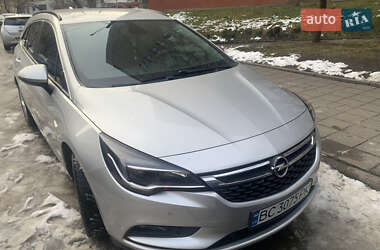 Универсал Opel Astra 2018 в Львове