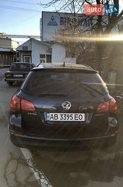 Універсал Opel Astra 2011 в Літині