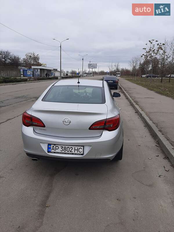 Седан Opel Astra 2019 в Запоріжжі