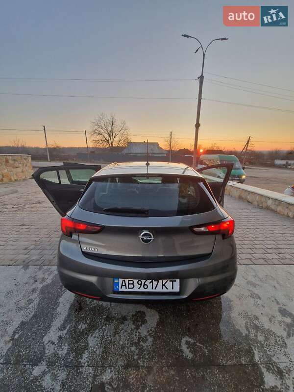 Хэтчбек Opel Astra 2019 в Черновцах