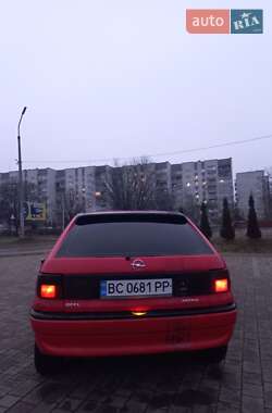 Хэтчбек Opel Astra 1997 в 