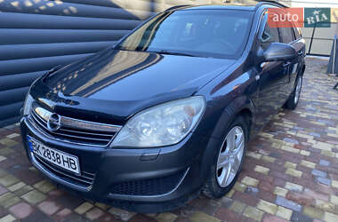 Універсал Opel Astra 2010 в Кролевці