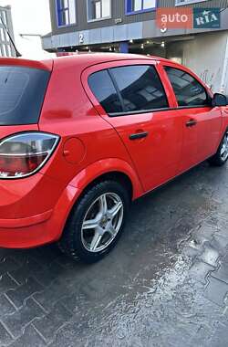Хэтчбек Opel Astra 2009 в 