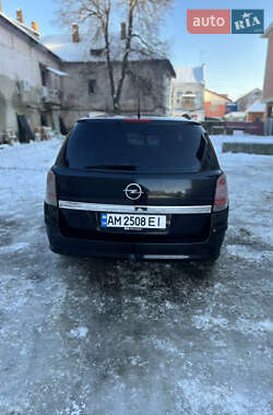 Універсал Opel Astra 2007 в Житомирі