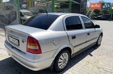 Седан Opel Astra 1998 в 