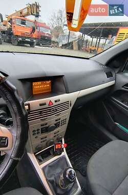 Универсал Opel Astra 2007 в 