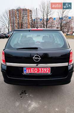 Універсал Opel Astra 2009 в Білій Церкві