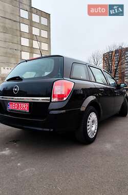 Універсал Opel Astra 2009 в Білій Церкві