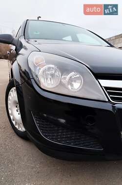 Універсал Opel Astra 2009 в Білій Церкві