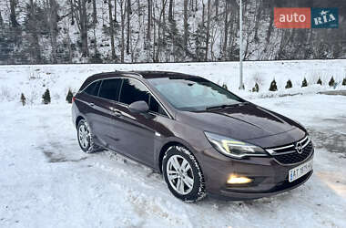 Opel Astra 2016