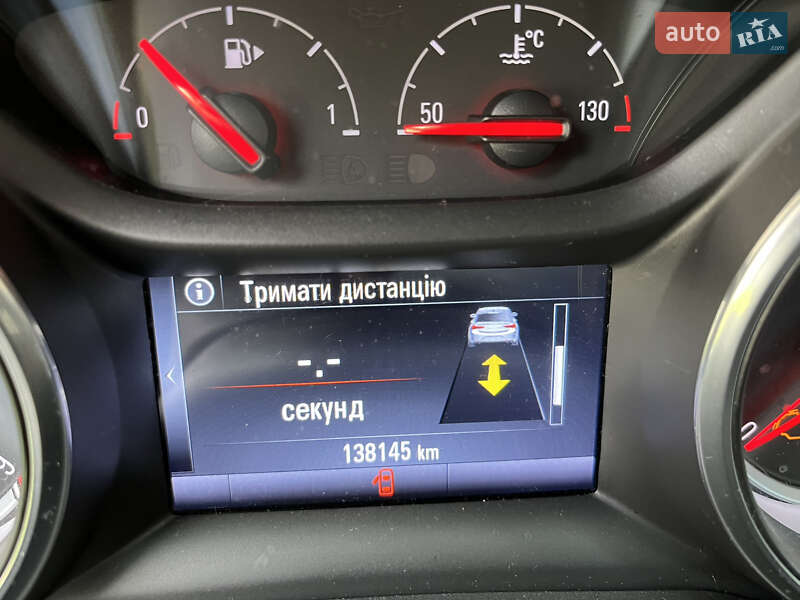 Универсал Opel Astra 2016 в Яремче