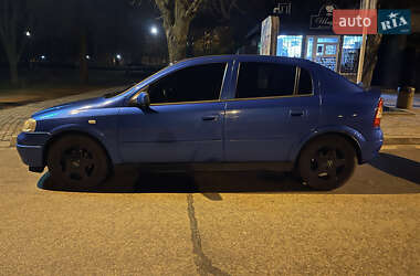 Хетчбек Opel Astra 1999 в 