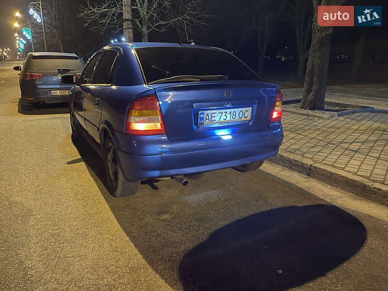 Хэтчбек Opel Astra 1999 в Никополе