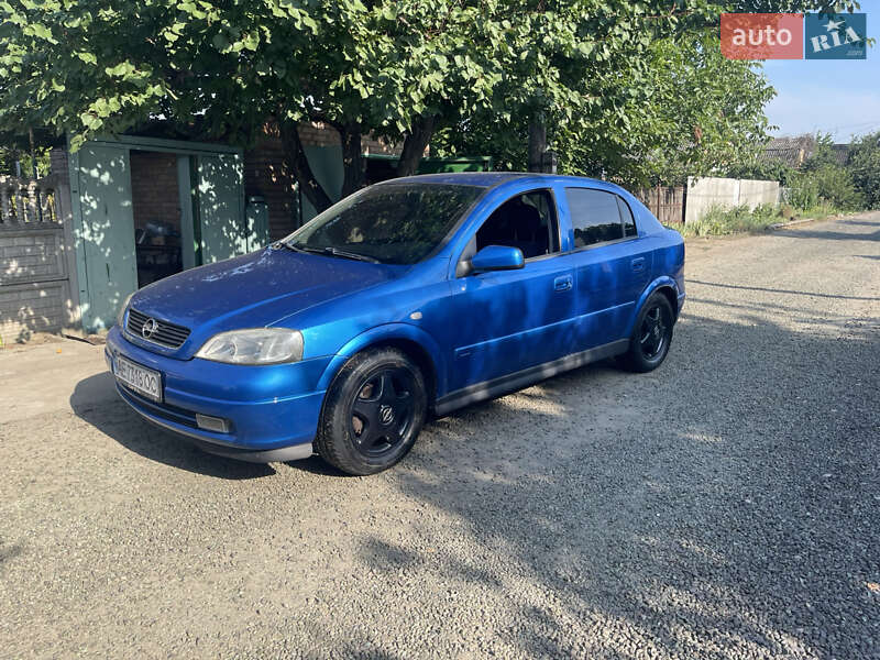 Хэтчбек Opel Astra 1999 в Никополе