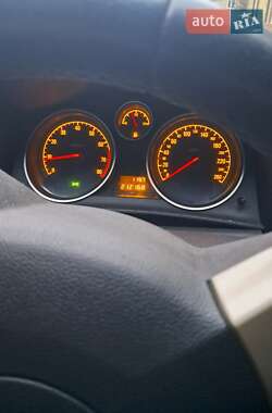 Opel Astra 2008 Opel Astra 2008