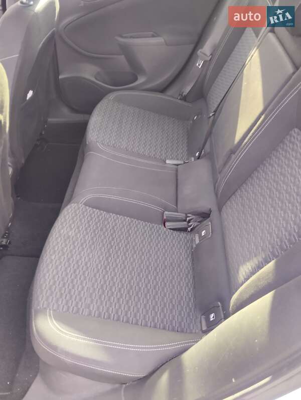 Универсал Opel Astra 2018 в Залещиках