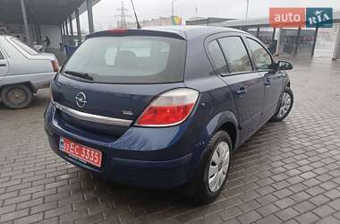 Хэтчбек Opel Astra 2005 в Александрие