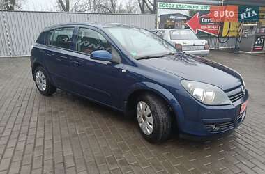 Хэтчбек Opel Astra 2005 в Александрие