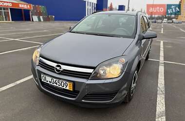 Універсал Opel Astra 2006 в Кам'янець-Подільському