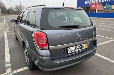 Універсал Opel Astra 2006 в Кам'янець-Подільському