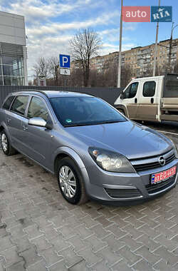 Универсал Opel Astra 2005 в Кривом Роге