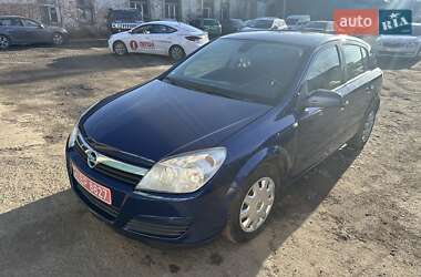 Хетчбек Opel Astra 2005 в Луцьку