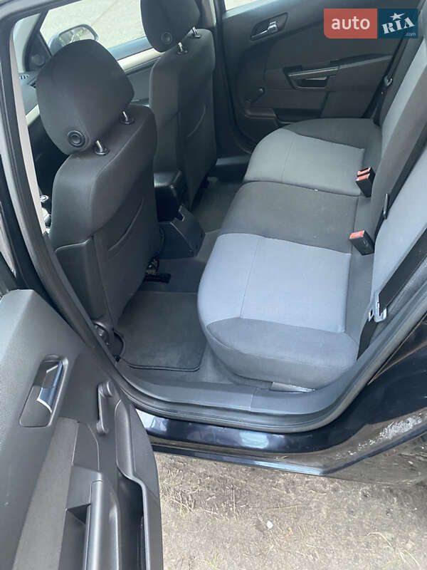 Универсал Opel Astra 2008 в Киеве фото 8 Универсал Opel Astra 2008 в Киеве