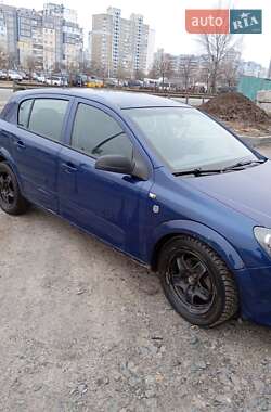 Хэтчбек Opel Astra 2006 в Киеве