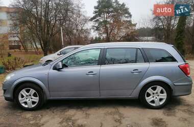 Универсал Opel Astra 2010 в Нежине