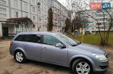 Opel Astra 2010