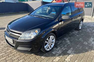 Універсал Opel Astra 2005 в Яворові