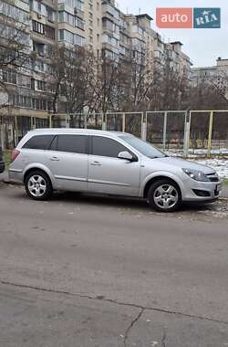 Opel Astra 2010