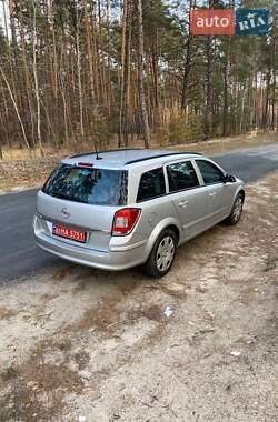 Универсал Opel Astra 2009 в 
