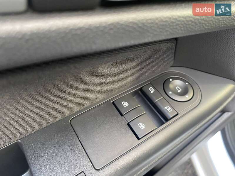 Универсал Opel Astra 2009 в Полтаве