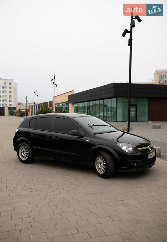 Хэтчбек Opel Astra 2006 в Хмельницком