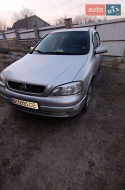 Седан Opel Astra 2005 в Рівному