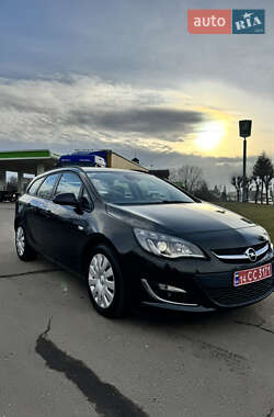 Універсал Opel Astra 2012 в Коломиї