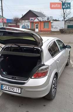 Универсал Opel Astra 2008 в 