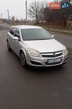 Универсал Opel Astra 2008 в 