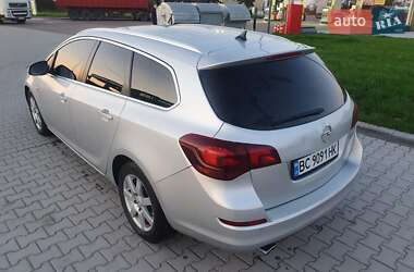 Универсал Opel Astra 2011 в Яворове