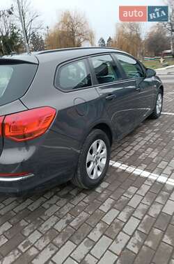 Универсал Opel Astra 2015 в Луцке