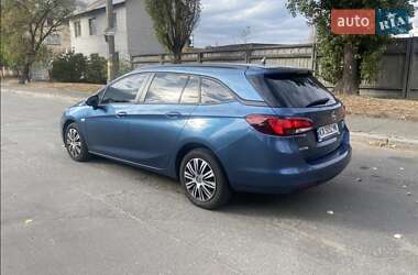Универсал Opel Astra 2016 в 