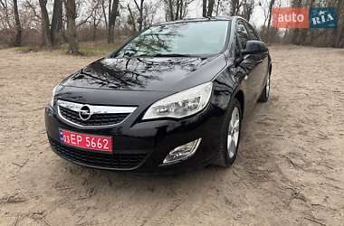 Хетчбек Opel Astra 2010 в Полтаві