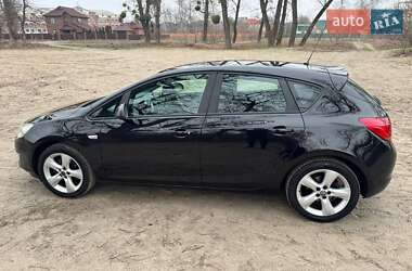 Хетчбек Opel Astra 2010 в Полтаві