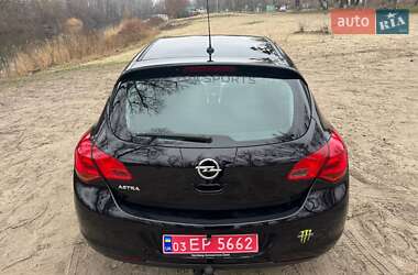 Хетчбек Opel Astra 2010 в Полтаві