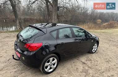 Хетчбек Opel Astra 2010 в Полтаві