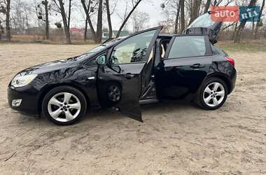 Хетчбек Opel Astra 2010 в Полтаві